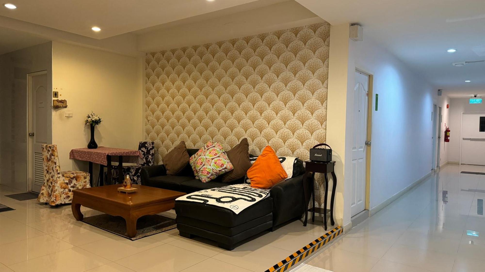 Privacy Residence Лопбурі Екстер'єр фото