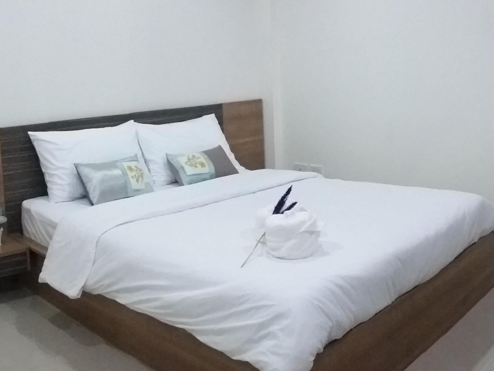 Privacy Residence Лопбурі Екстер'єр фото