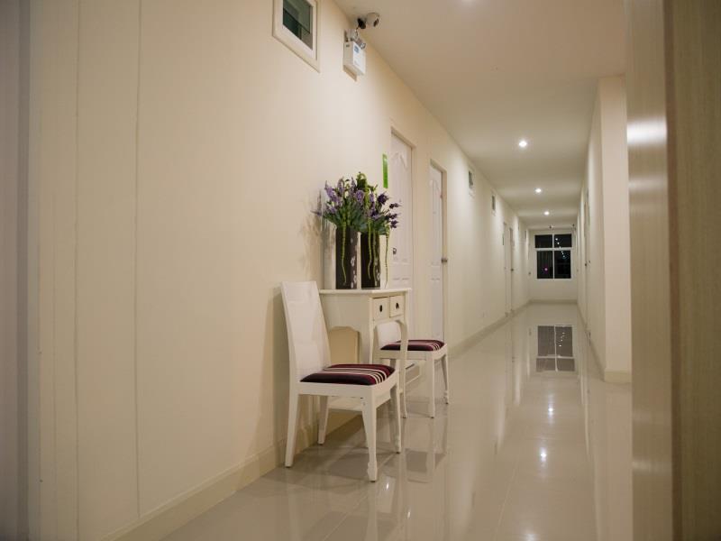 Privacy Residence Лопбурі Екстер'єр фото