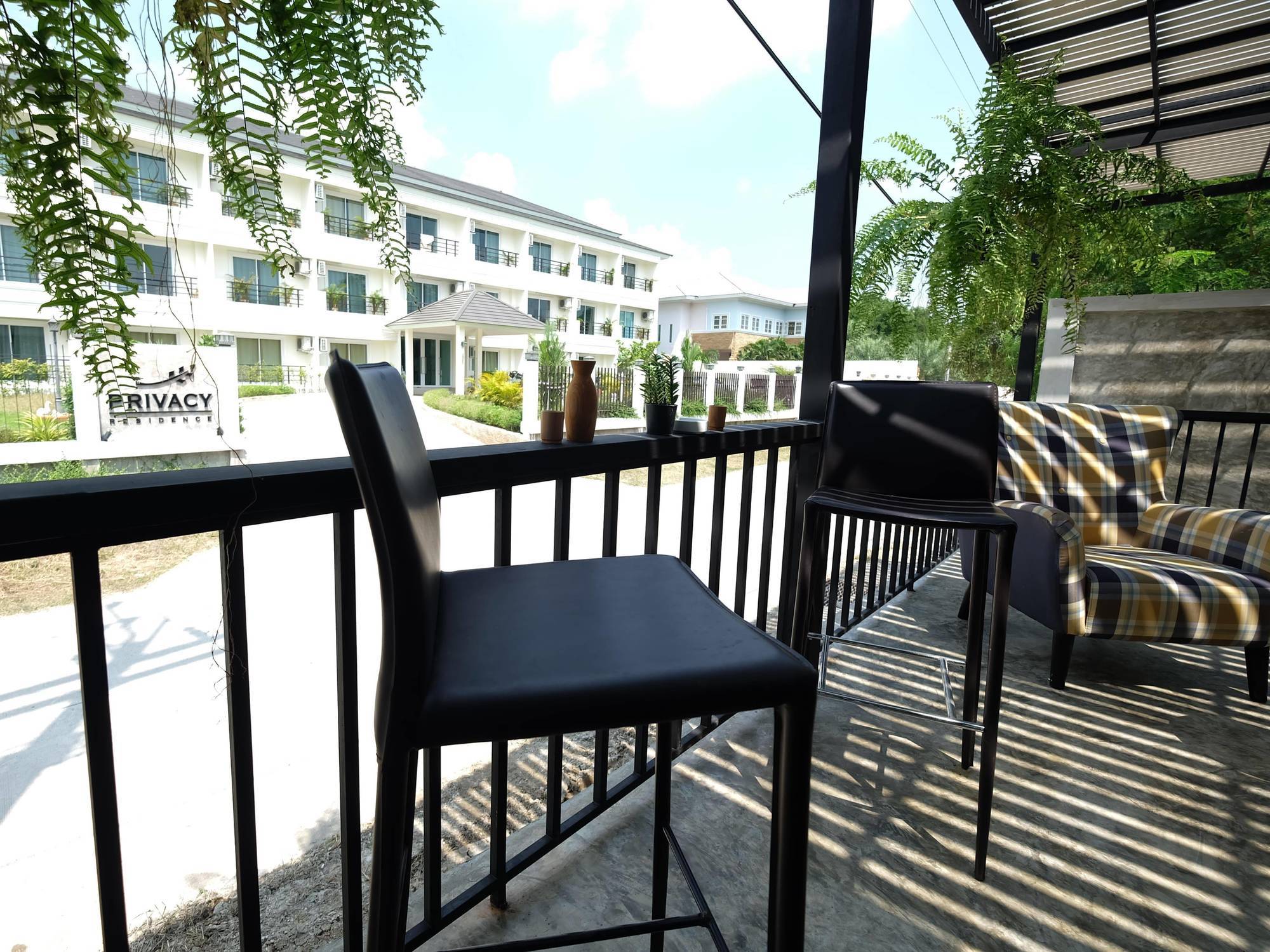 Privacy Residence Лопбурі Екстер'єр фото