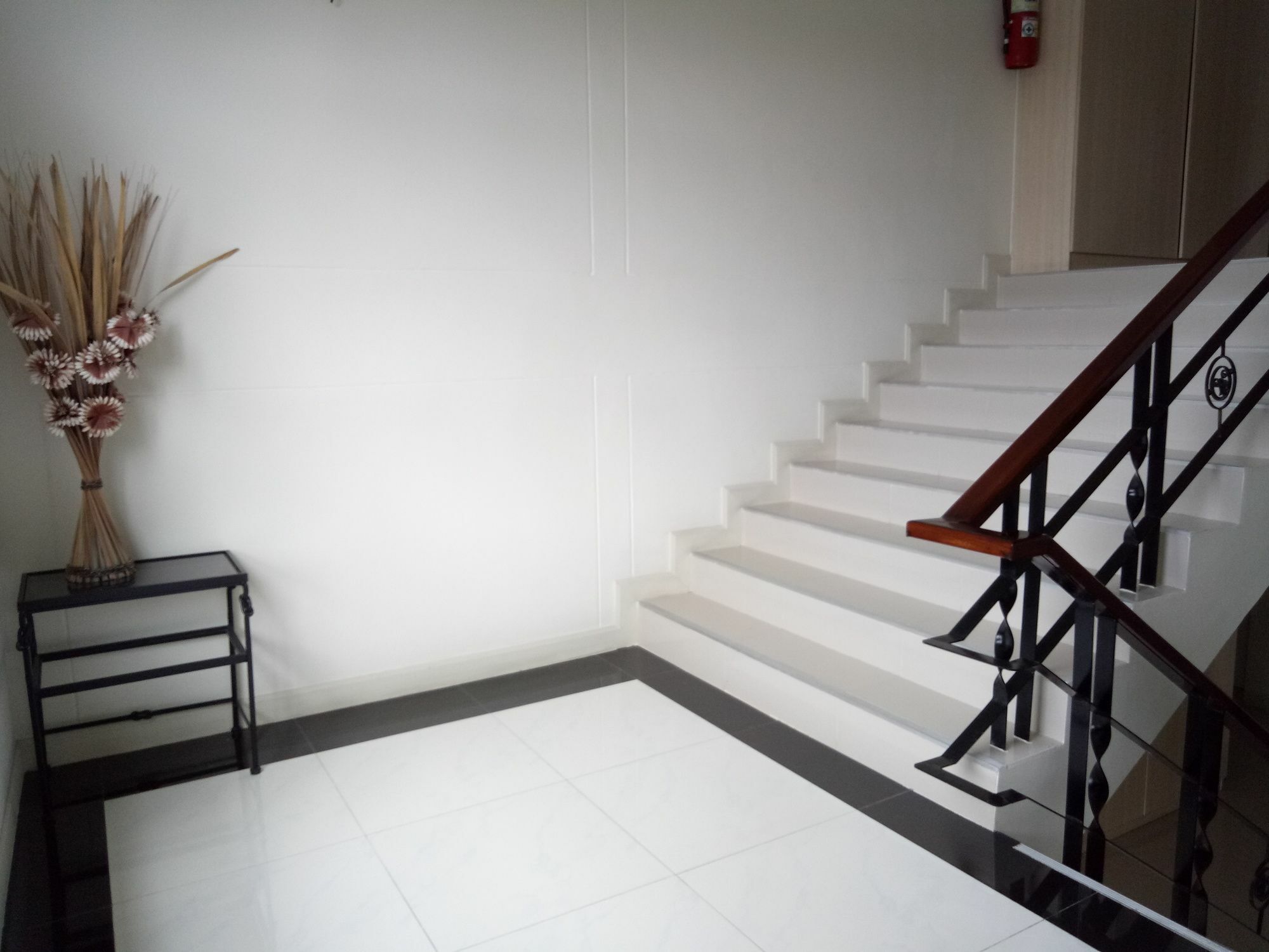Privacy Residence Лопбурі Екстер'єр фото